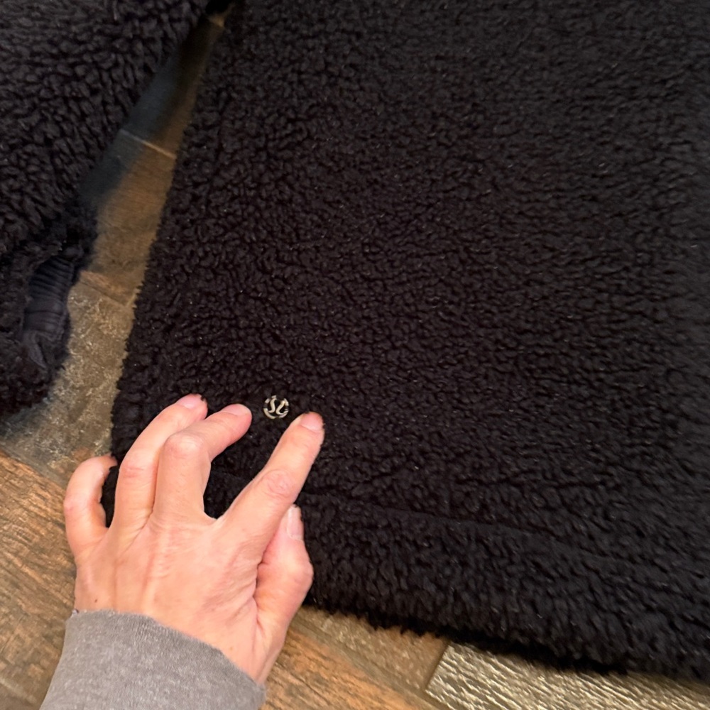 Lululemon Cinchable Sherpa Jacket - Picture 7 of 7